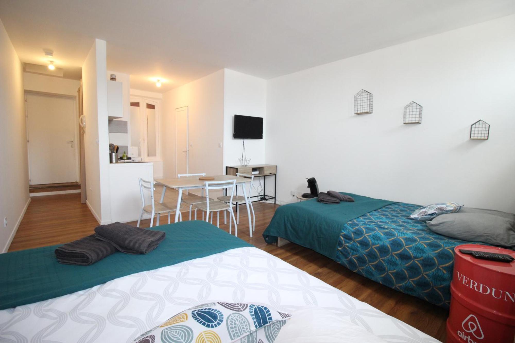 Chez Marie Et Genevieve - Centre - - 2 Grands Lits - Gere Par Presta-zen'services Appartement *